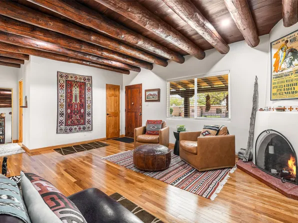 1428 Monterey Dr, Santa Fe, NM 87505