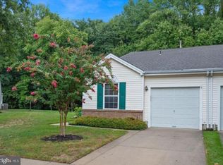 24 Bittersweet Pl, Mount Laurel, NJ 08054