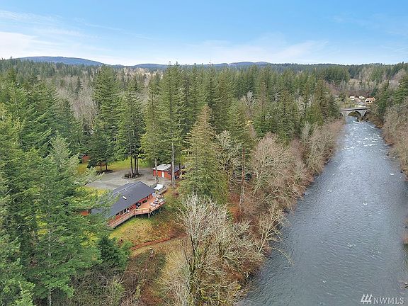 2nd image of 31526 Cumberland Kanaskat Rd SE