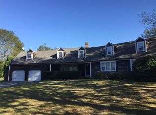 2 Ambrose Dr, Bristol, RI 02809