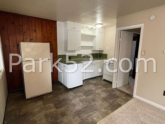 4th image of 766 96th St S APT 5