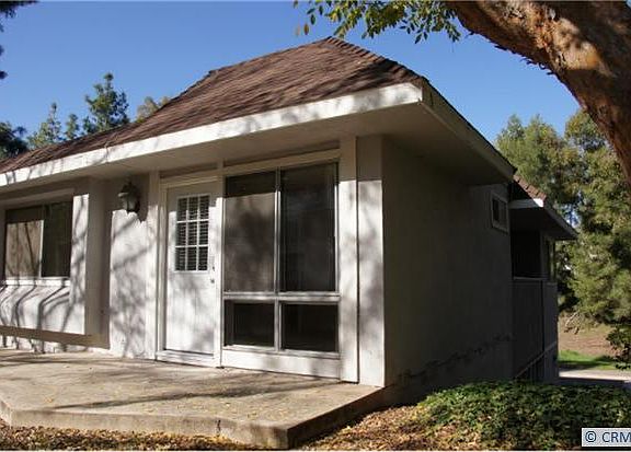 Upper level veranda area