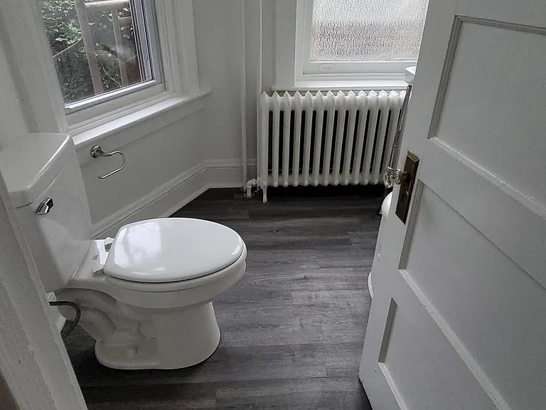 324 Spring St #1 — Photo 21
