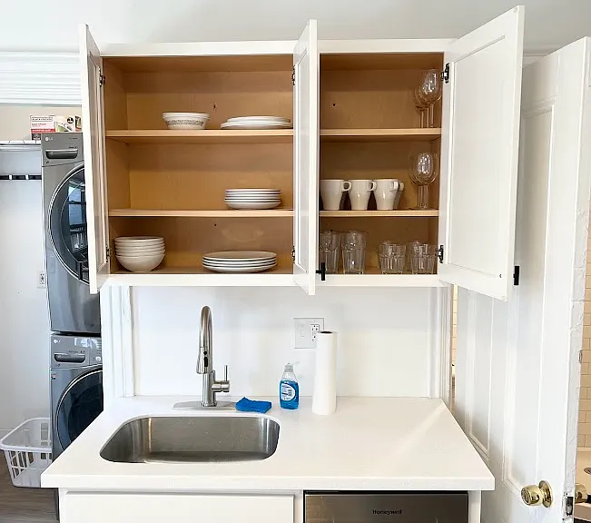 659 E 4th St #2 — Photo 15