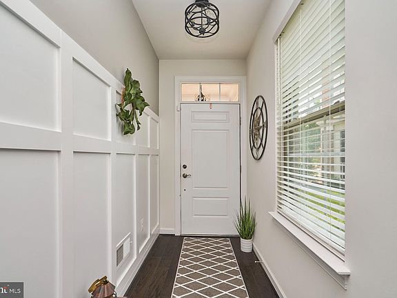 4th image of 7945 Turtle Creek Cir
