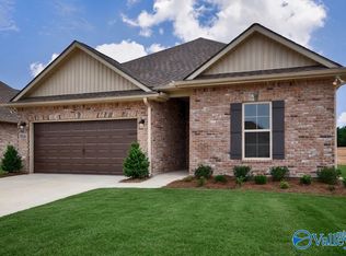124 Malvern Hill Dr, Madison, AL 35756