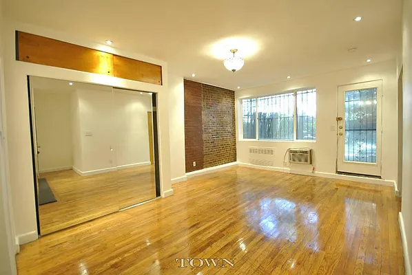 Rented by Town Residential | media 22