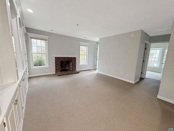 4th image of 3408 Moubry Ln