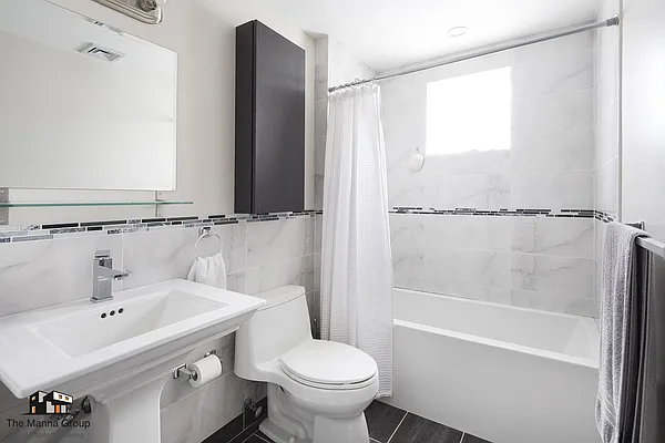 Rented by Bold New York | media 12