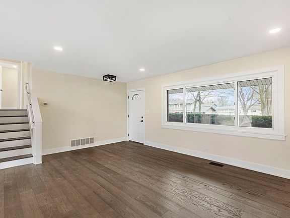 4th image of 1910 Ashley Rd