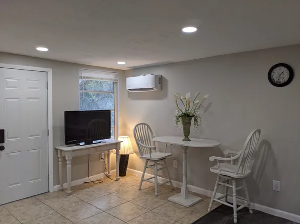 2214 Post Rd #1, Melbourne, FL 32935