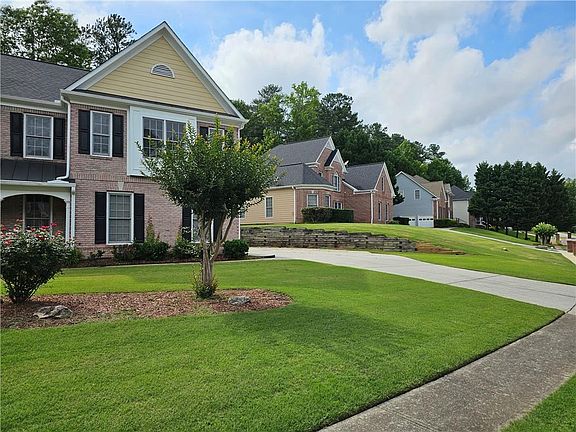 2nd image of 1692 Telfair Chase Way