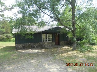 904 Paradise Acres Rd, Russellville, AR 72802