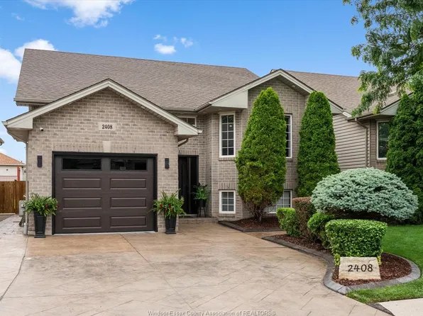 2408 Waterford Ave, Windsor, ON N8P 1S1