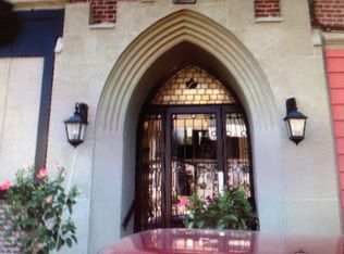 3 Calvert St #5, Harrison, NY 10528