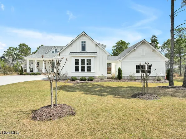 9599 Fallen Pear Lane NE, Leland, NC 28451