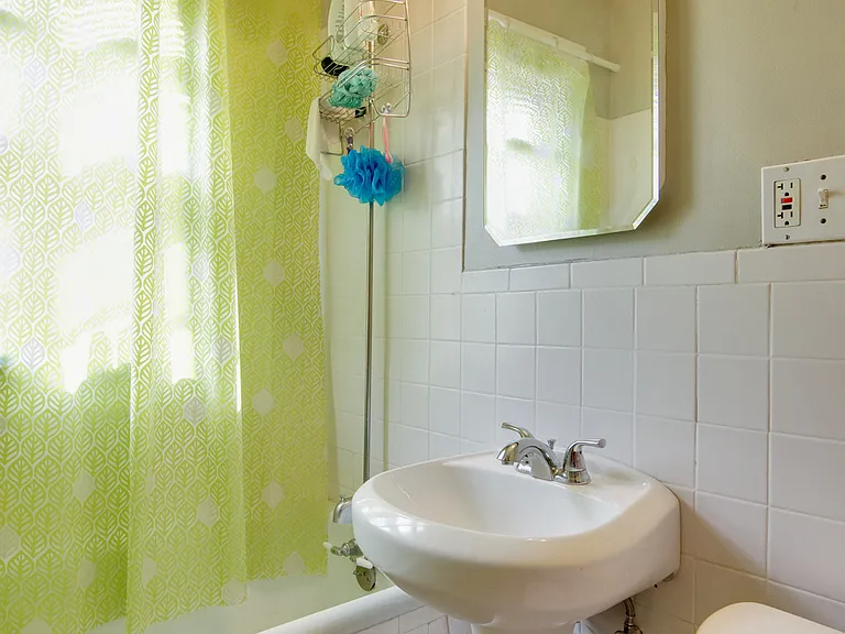 3220 Lyndale Ave S #1 — Photo 10