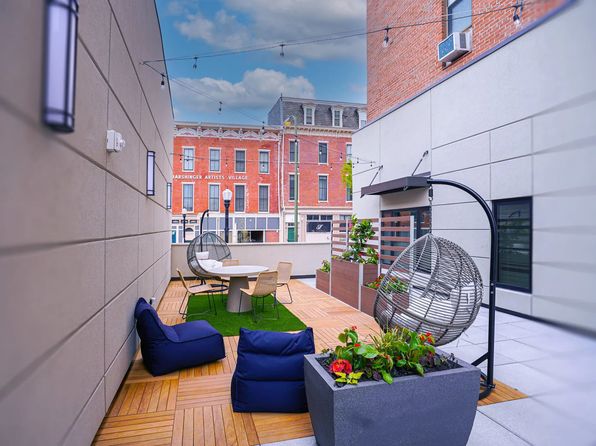 10 S Prince St APT 203