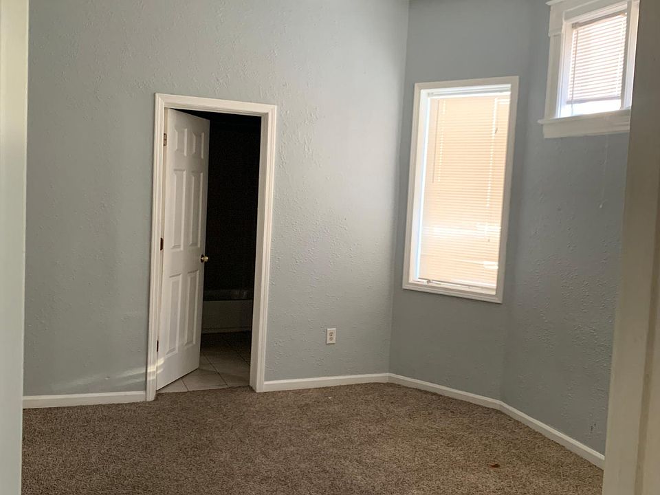 2nd image of 441 Mount Ida St #1