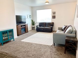 10849 S Big Meadow Dr, South Jordan, UT 84009