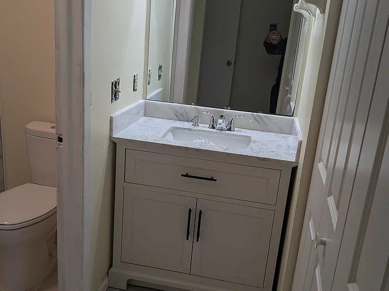 6710 Gilda Dr — Photo 3