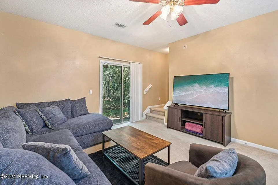 7831 Melvin Road - 1 — Photo 4