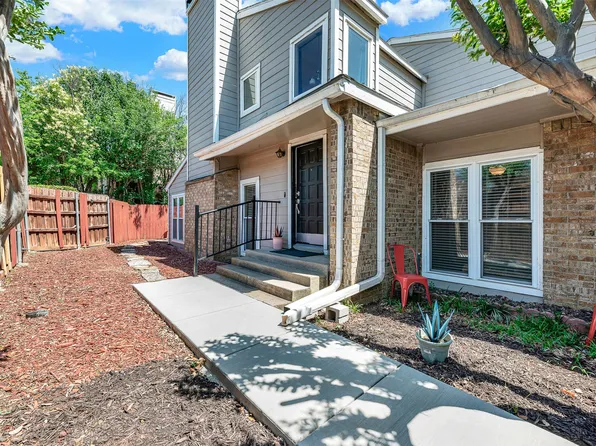 2724 Meadowstone Ct, Carrollton, TX 75006