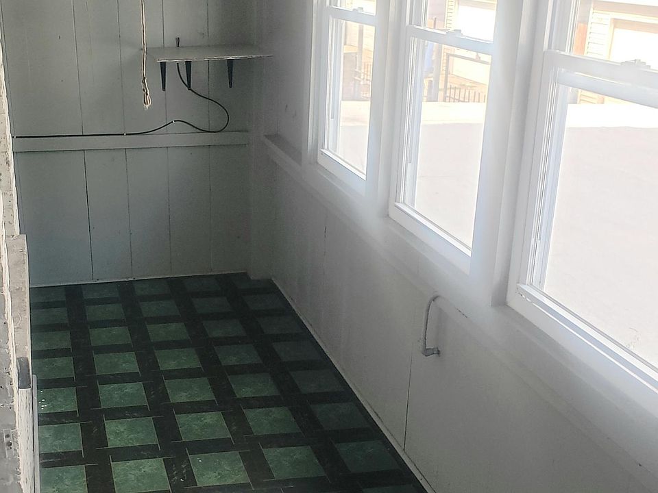 1st image of 2536 W Cortez St #1B