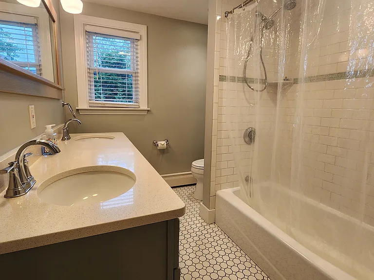 full bathroom