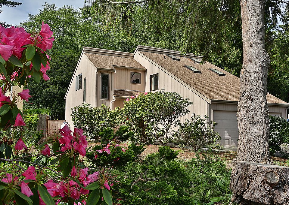 1st image of 2547 Hillis Dr