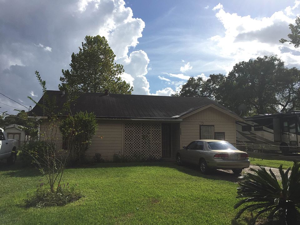 1st image of 6916 Carothers St