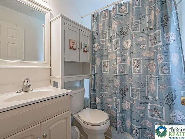 5650 Greens Dr — Photo 19