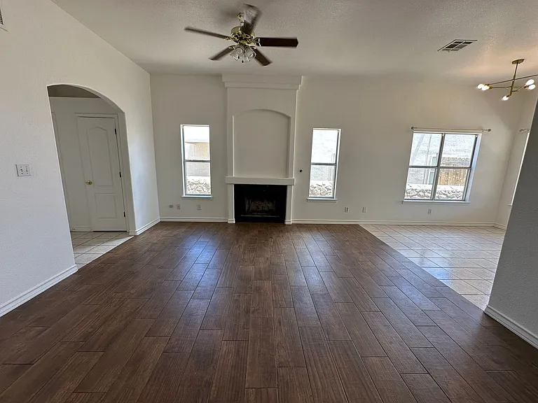 3503 Northpointe Dr — Photo 11