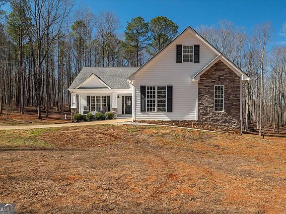 3rd image of 582 Temple Draketown Rd