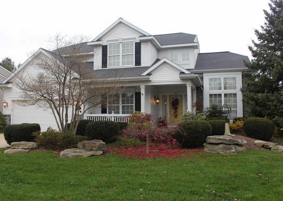 1st image of 670 Highbury Ct SE