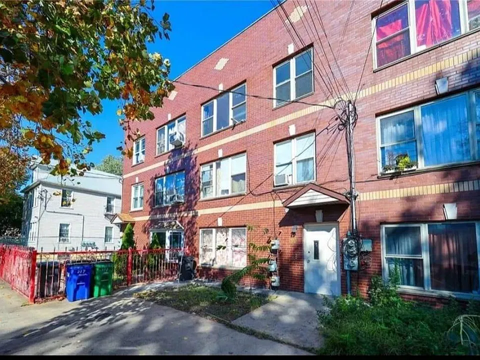 517 Milford St #3