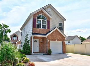 2837 Estella Dr #1, Chesapeake, VA 23325
