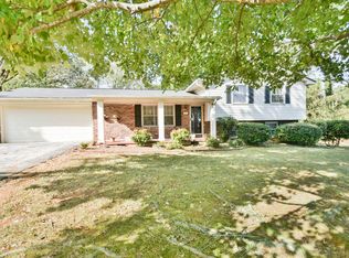 401 Kendall Rd, Knoxville, TN 37919