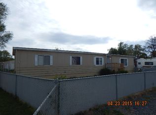 18716 S Hawthorne St, Kennewick, WA 99337