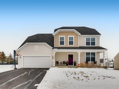 9330 Compass Pointe Rd, Woodbury, MN, 55129