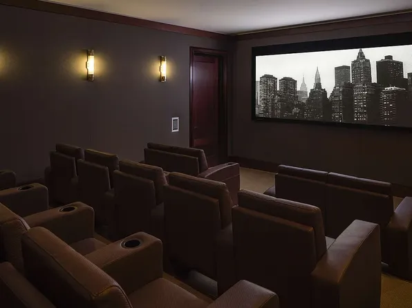 160 West 12th Street image 16 of 16