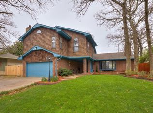 7712 NW 27th St, Bethany, OK 73008