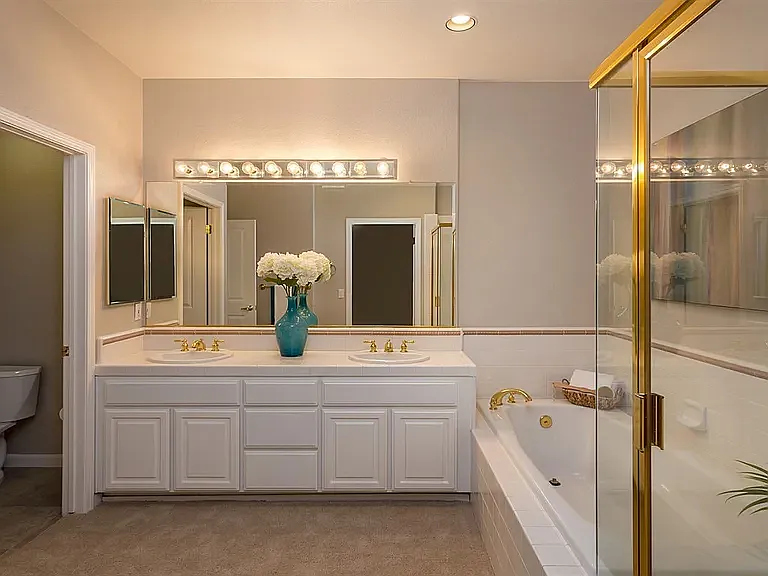 5337 Silver Point Way — Photo 16