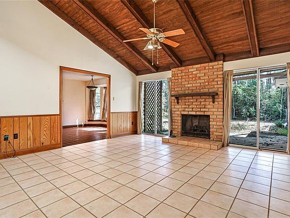 4th image of 109 Fischer Dr