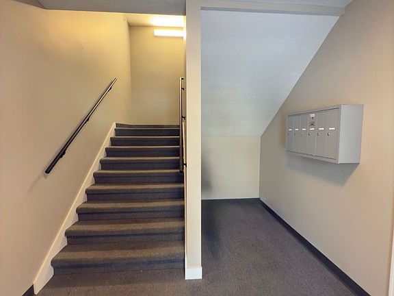 4th image of 700 N 22nd St #201