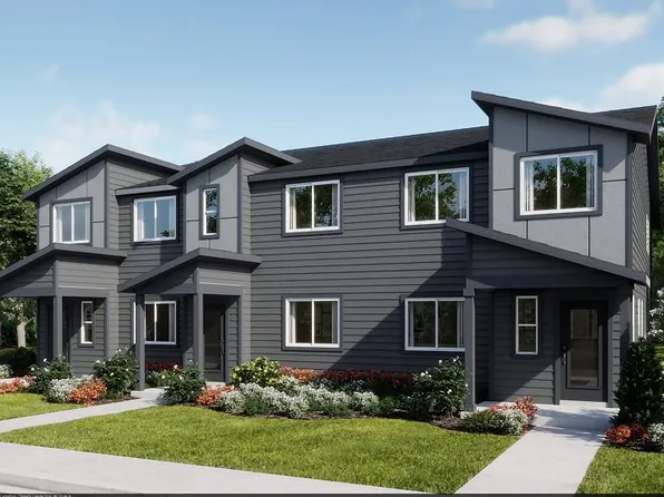 884 Sifuentez Ct, Woodburn, OR 97071