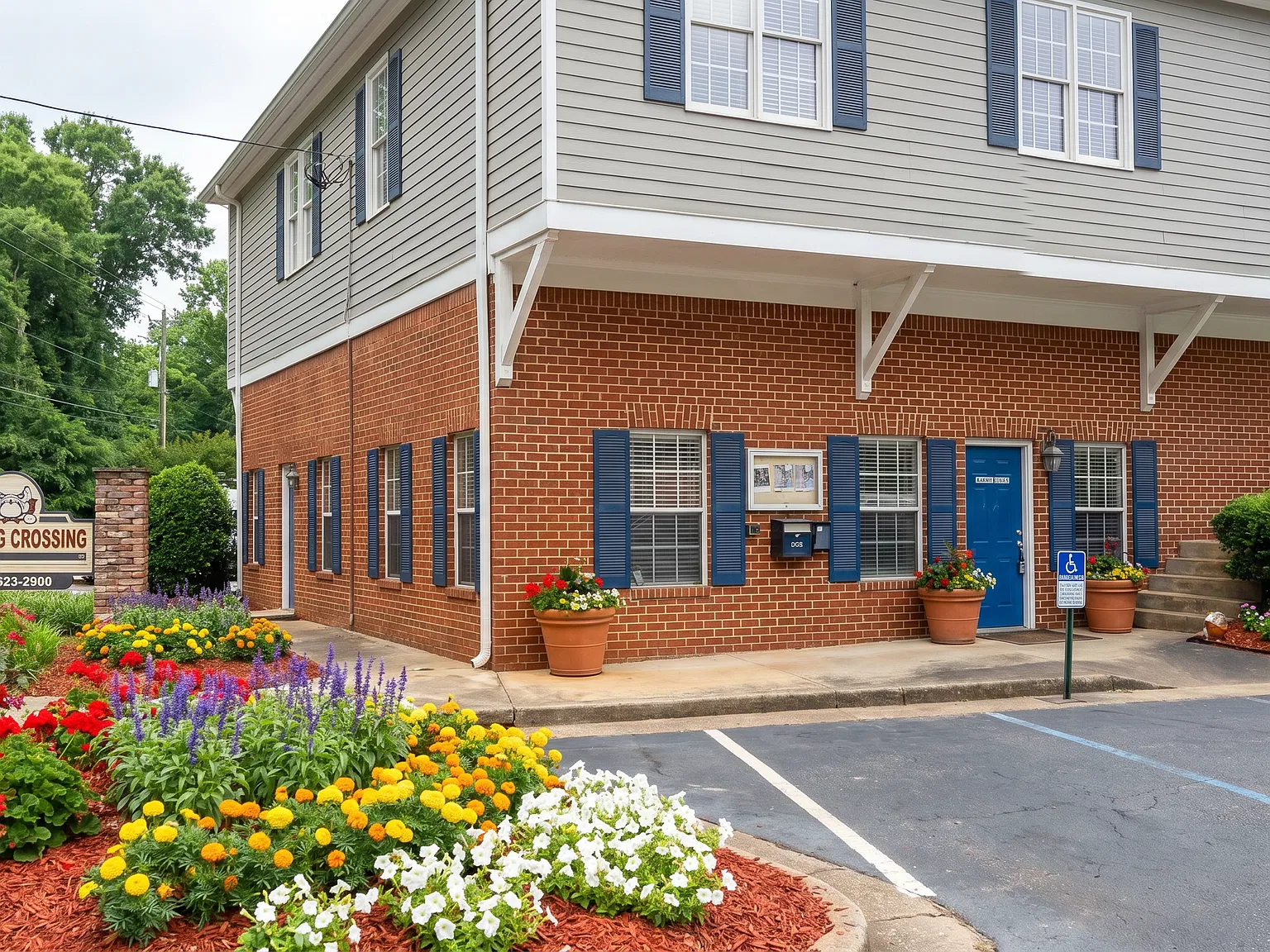 Bulldog Crossing Apartments — Photo 1