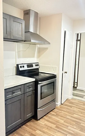 2856 Apple Valley Ln #2 — Photo 2