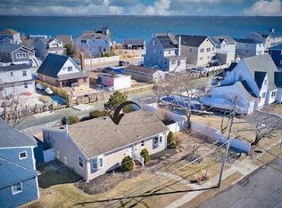95 S Bay Dr, Babylon, NY 11702