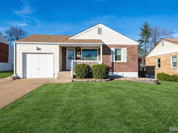 9105 Southview Ln, Saint Louis, MO 63123